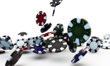 yixuan Card Games lobby showing multiple live-dealer table options